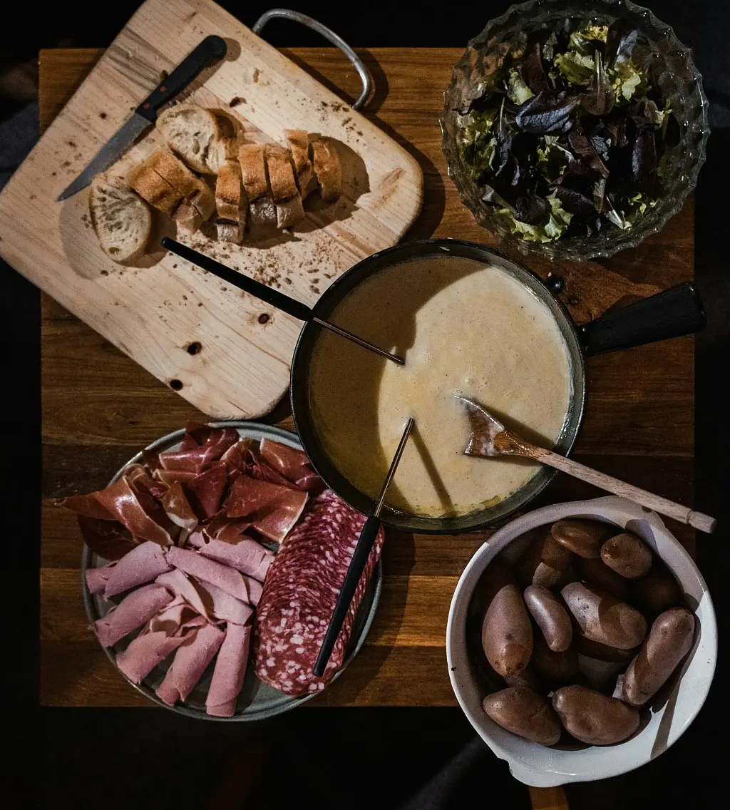 Traditional French Fondue
